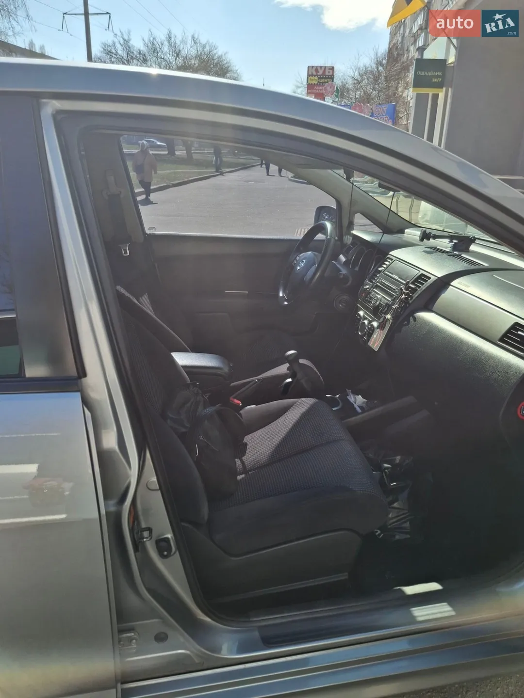 2011 Nissan Tiida - мініатюра 4