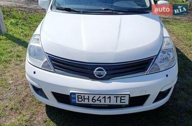 Хэтчбек Nissan TIIDA 2010 в Подольске