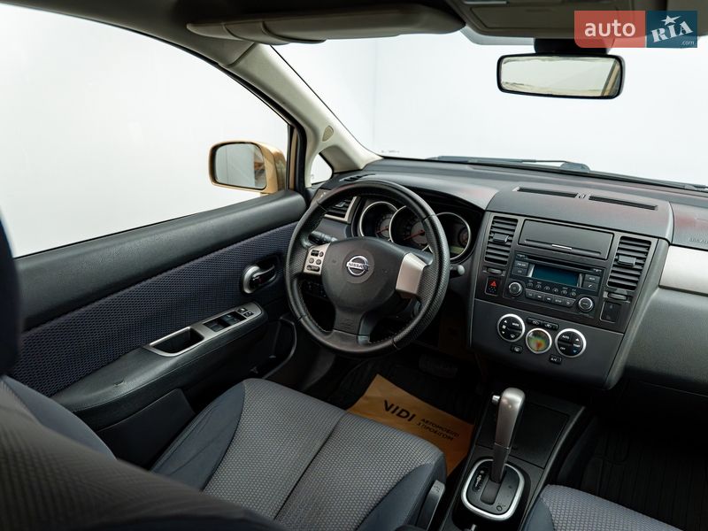 Хетчбек Nissan TIIDA 2008 в Києві