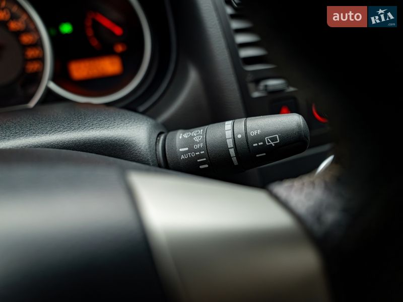 Хетчбек Nissan TIIDA 2008 в Києві