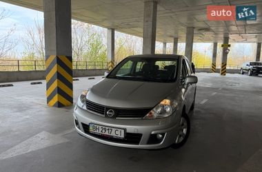 Хэтчбек Nissan TIIDA 2007 в Одессе