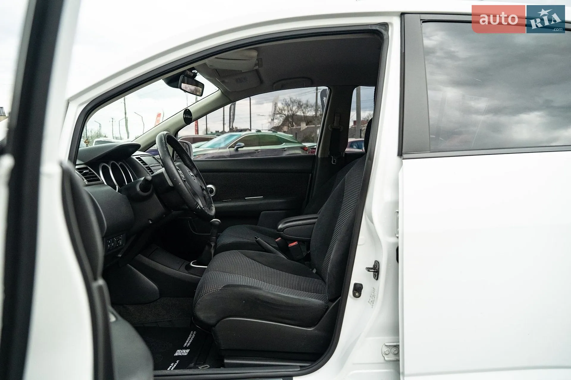 2010 Nissan Tiida - мініатюра 15