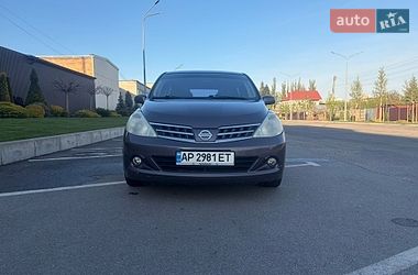 Хэтчбек Nissan TIIDA 2008 в Запорожье