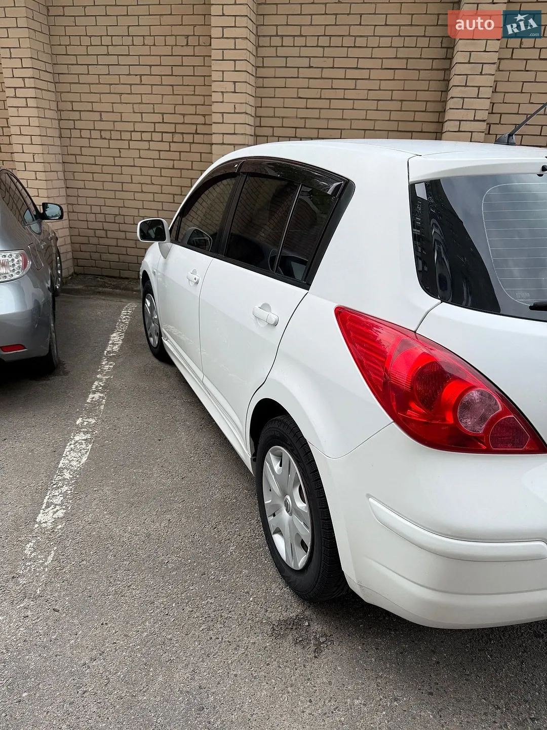 2012 Nissan Tiida - мініатюра 2