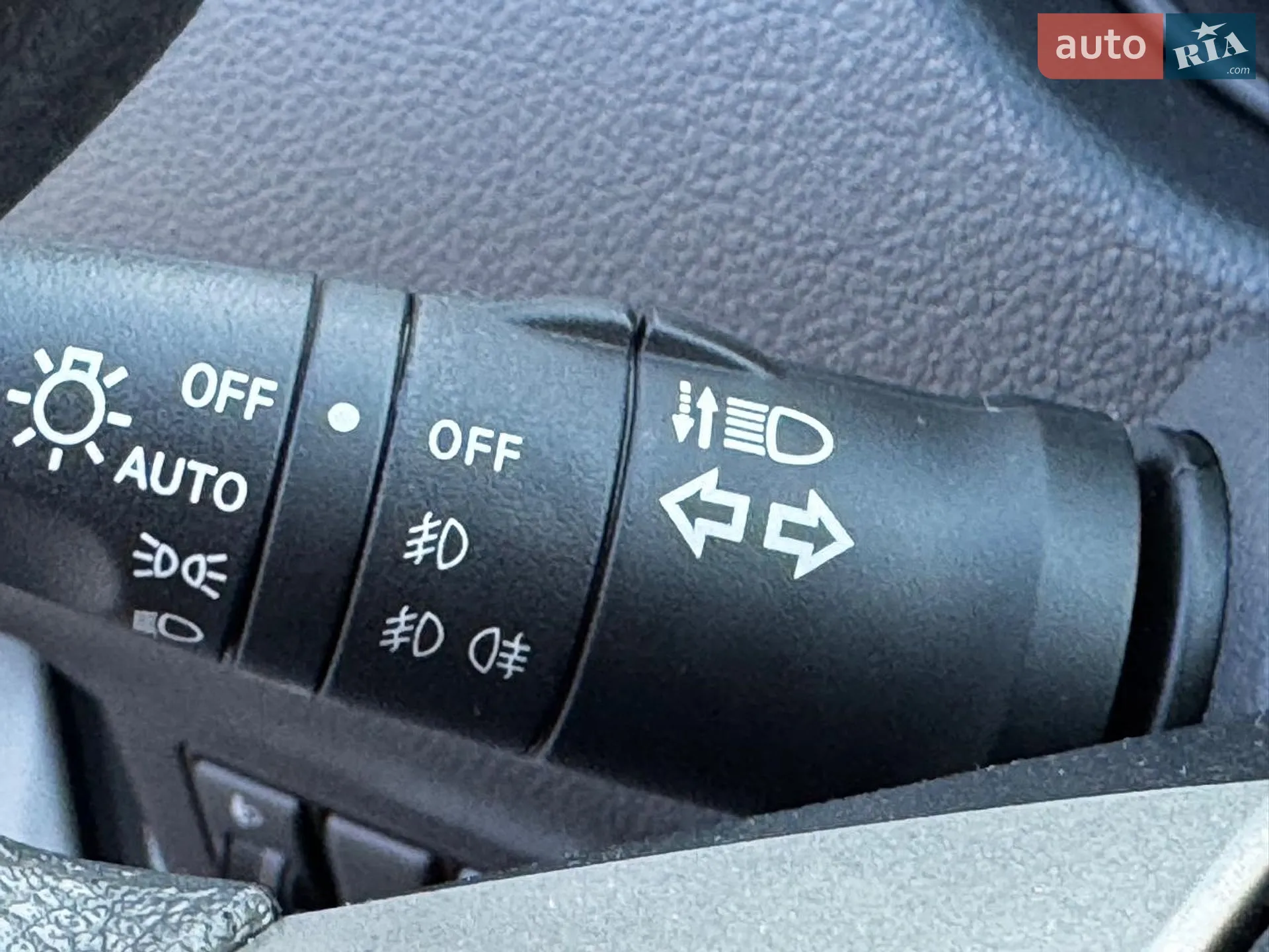 2012 Nissan Tiida - мініатюра 22