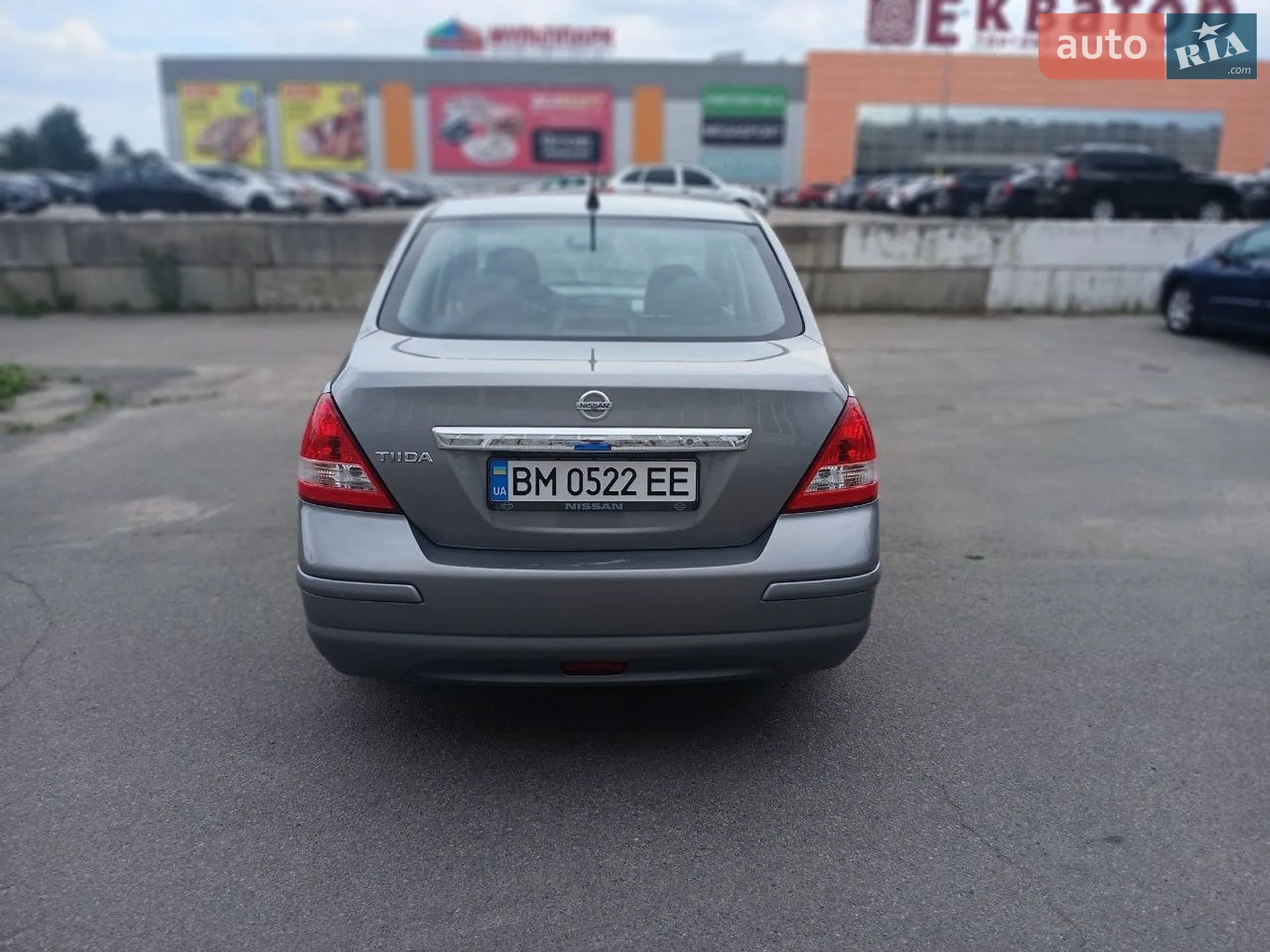 2012 Nissan Tiida - мініатюра 2