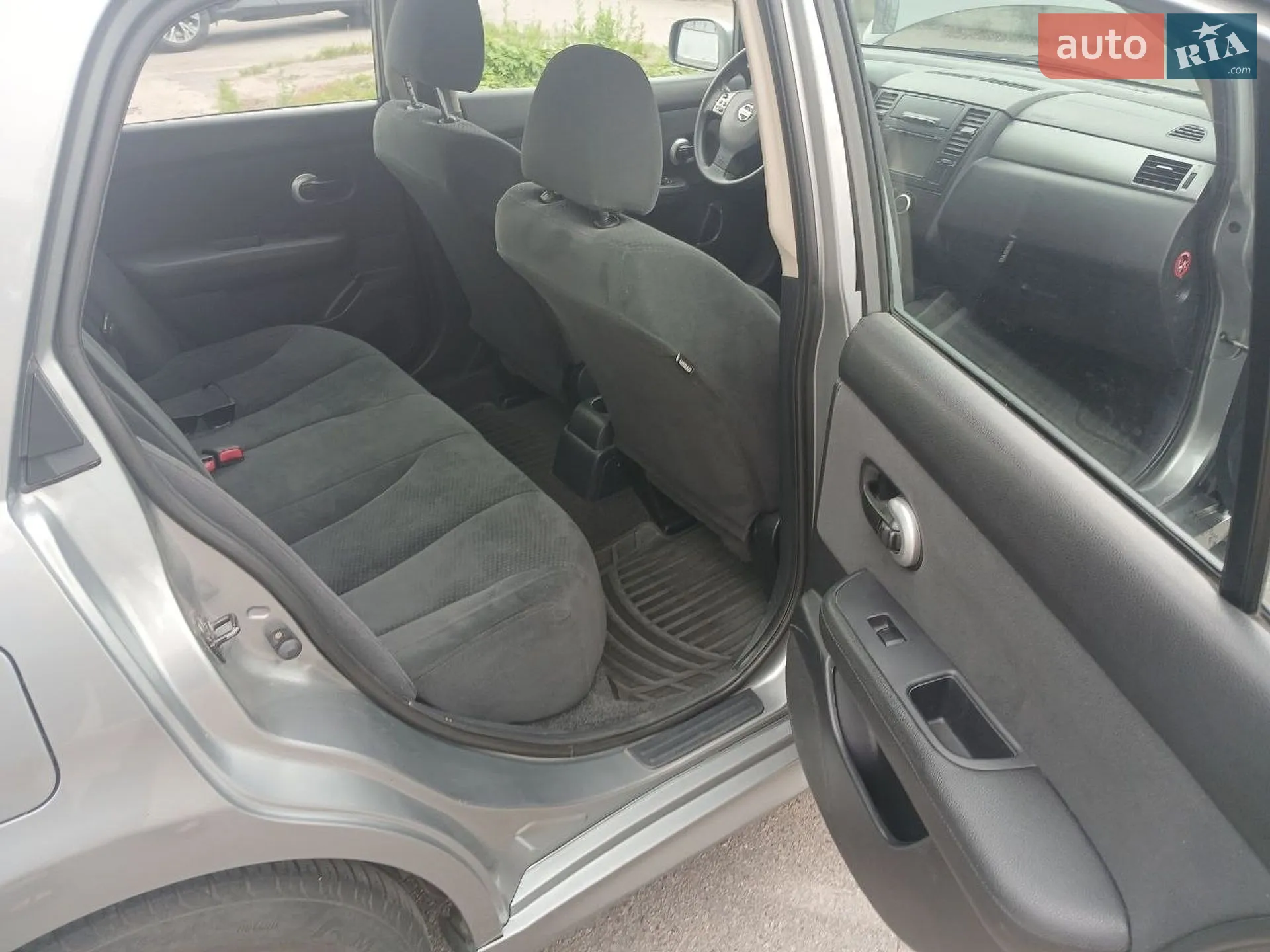2012 Nissan Tiida - мініатюра 12