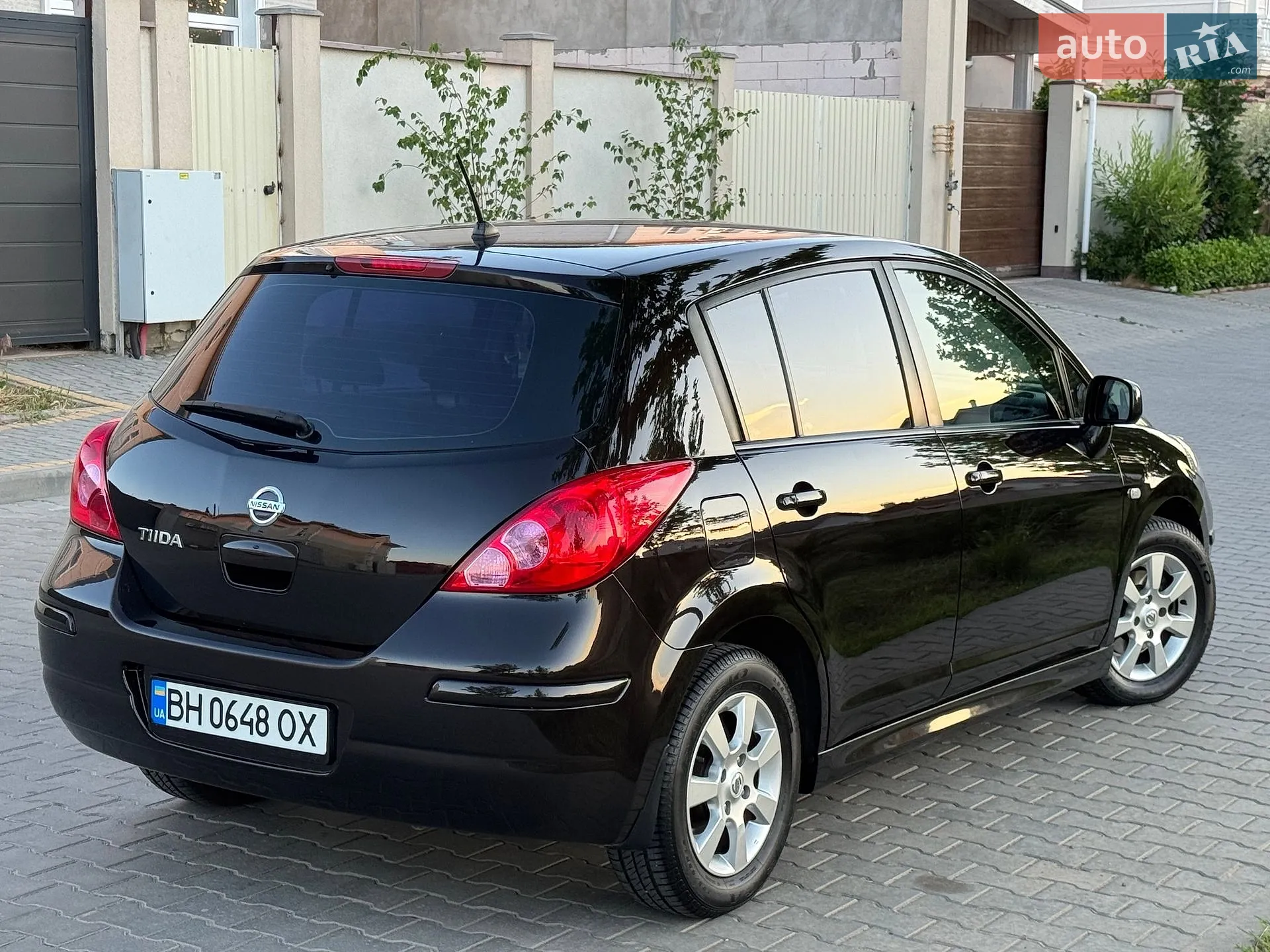 2010 Nissan Tiida - мініатюра 8