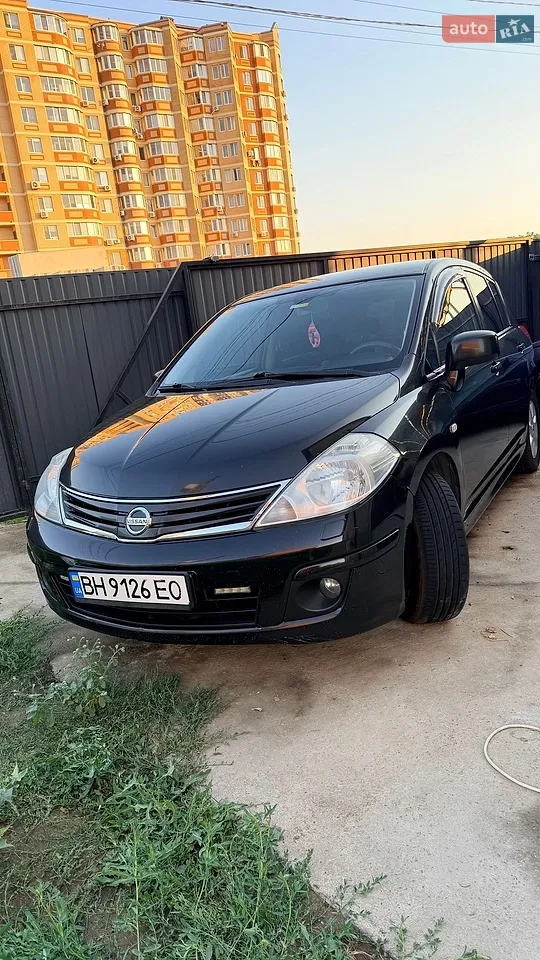2011 Nissan Tiida - мініатюра 27