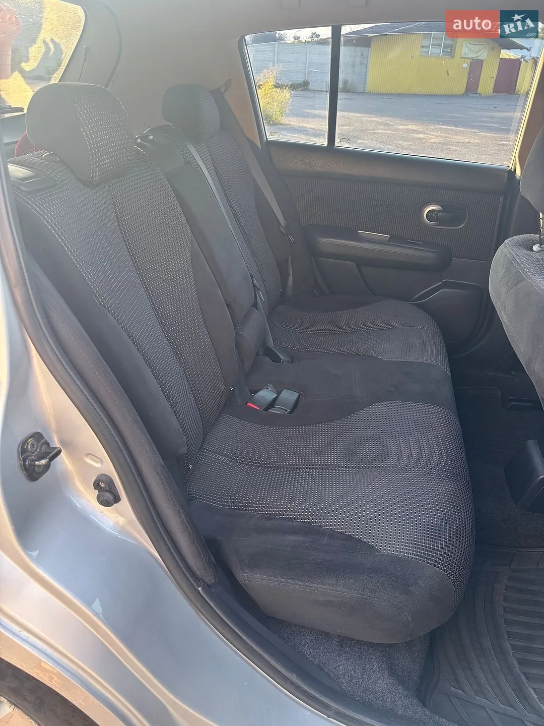 2011 Nissan Tiida - мініатюра 10