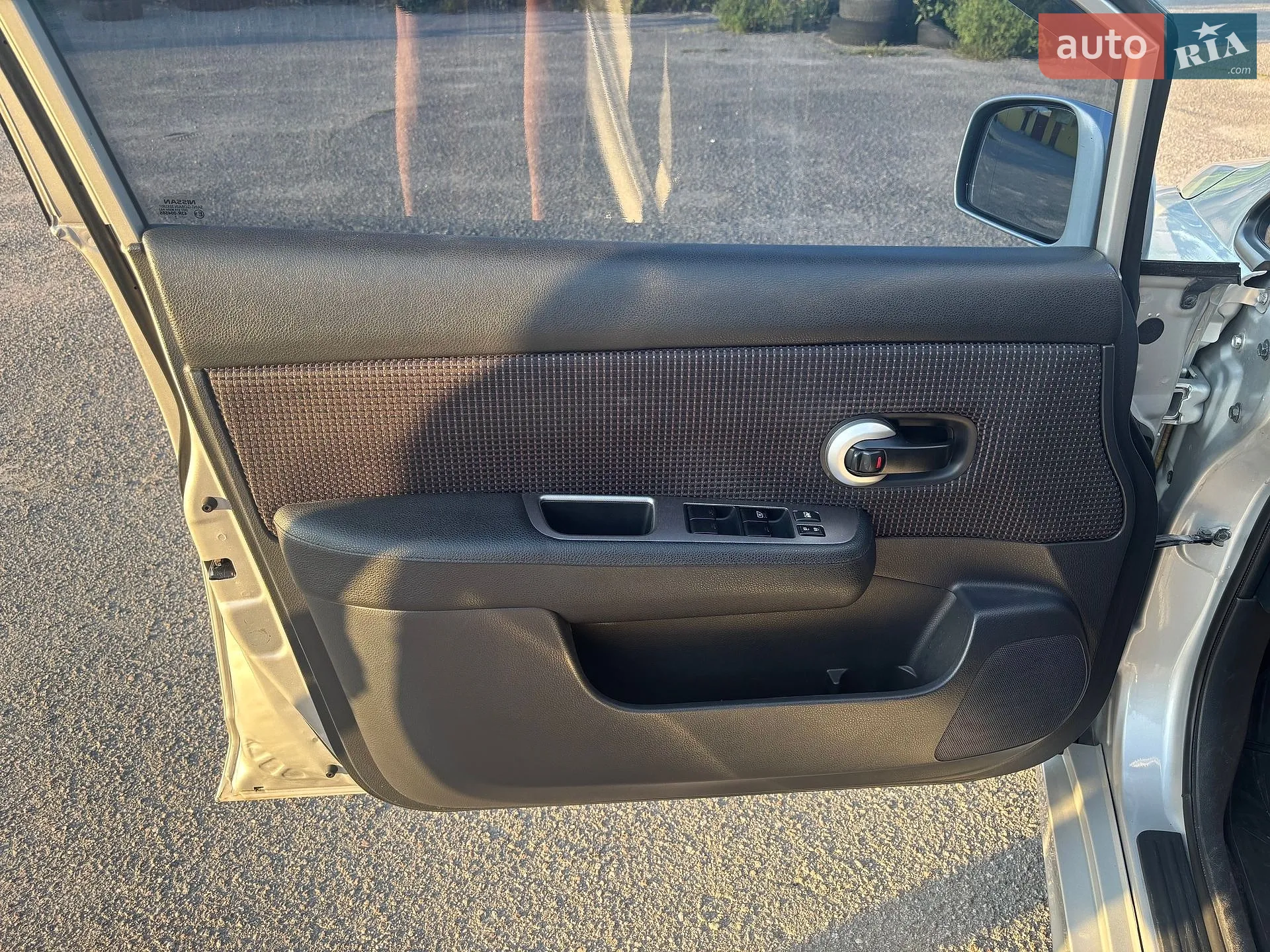2011 Nissan Tiida - мініатюра 15