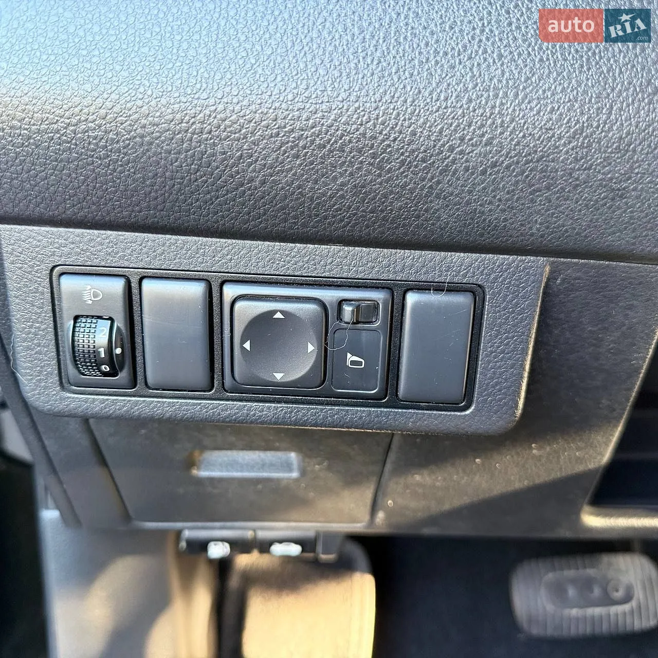 2012 Nissan Tiida - мініатюра 8