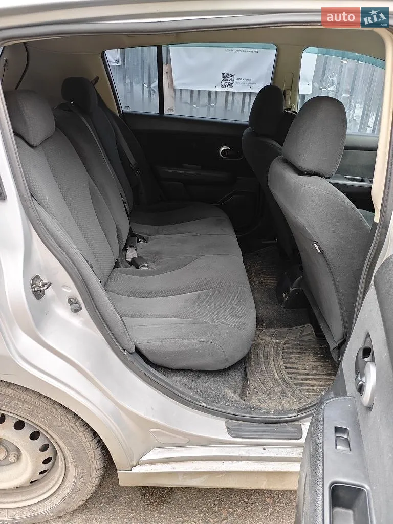 2013 Nissan Tiida - мініатюра 4