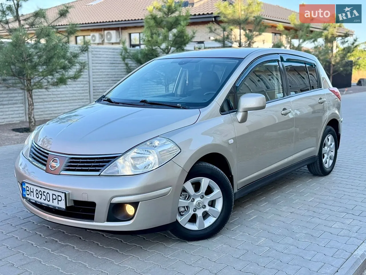 2011 Nissan Tiida - мініатюра 26