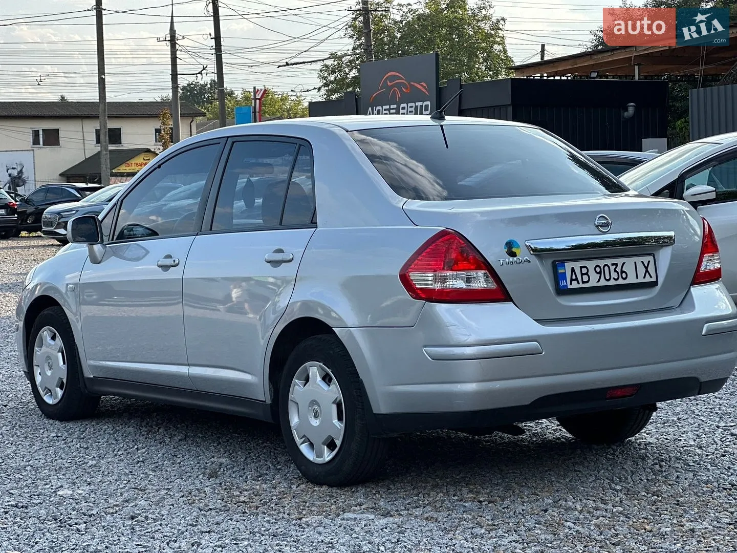 2010 Nissan Tiida - мініатюра 5
