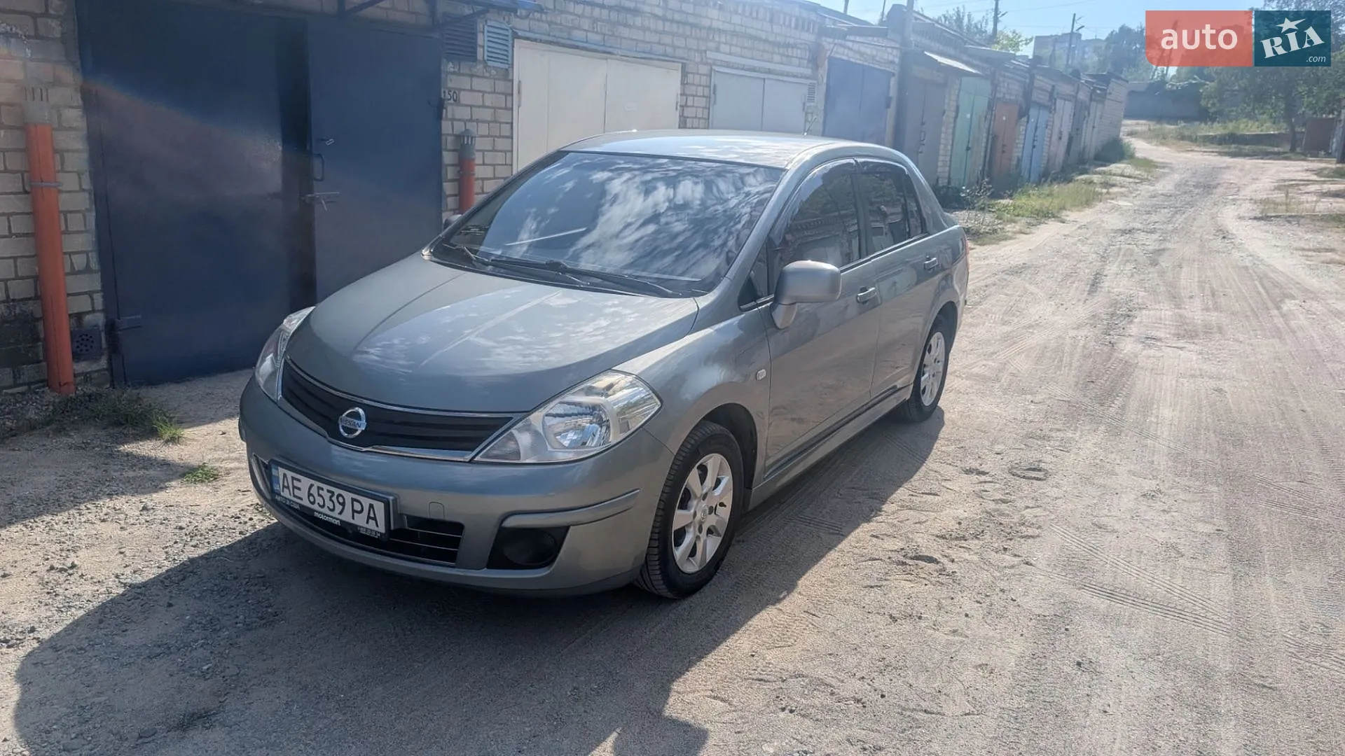 2011 Nissan Tiida - мініатюра 3