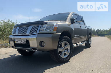 Пикап Nissan Titan 2006 в Киеве