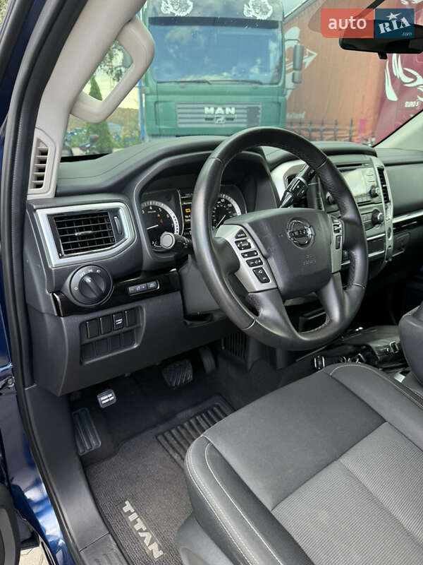 Пикап Nissan Titan 2018 в Житомире