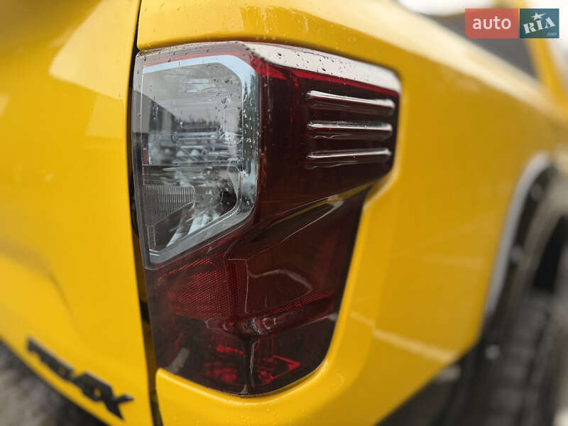 Пікап Nissan Titan 2018 в Києві