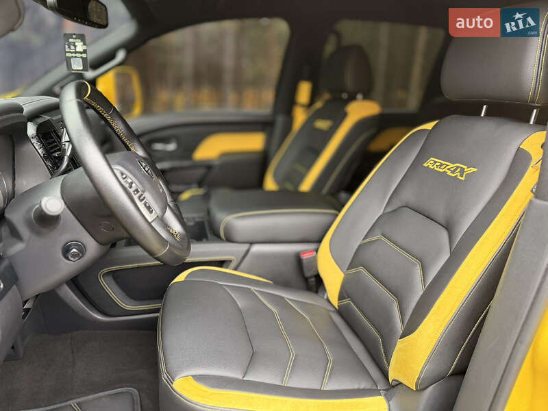 Пікап Nissan Titan 2018 в Києві