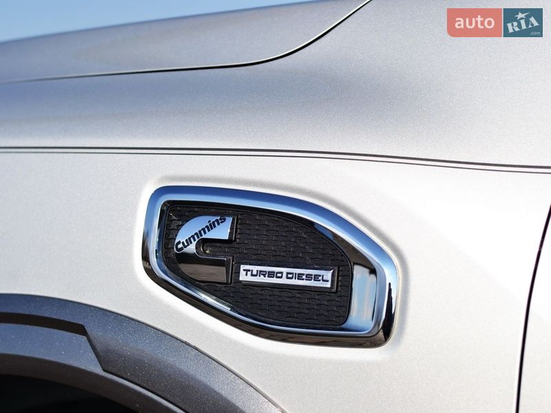 Пикап Nissan Titan 2016 в Житомире фото 17 Пикап Nissan Titan 2016 в Житомире