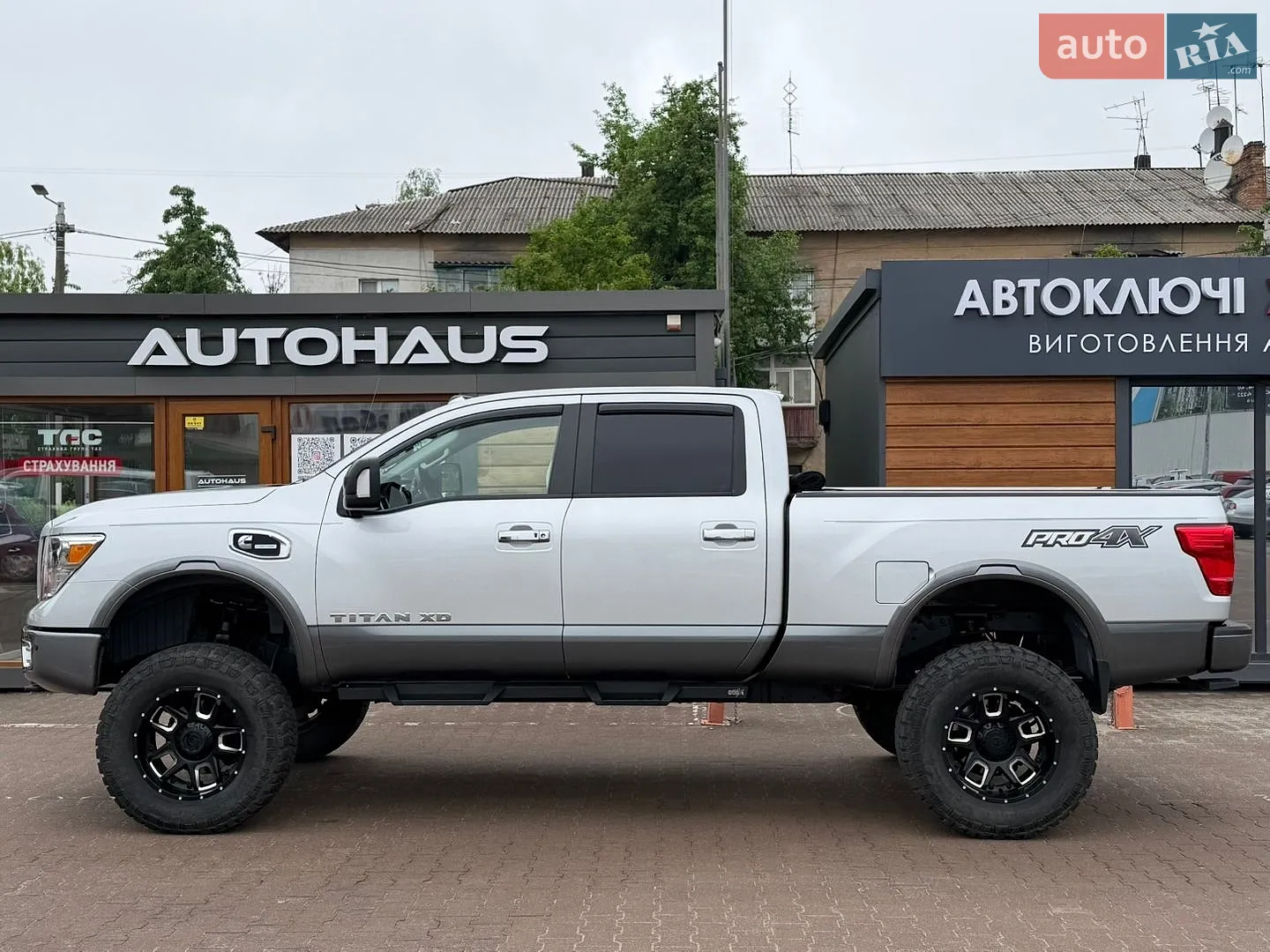 2017 Nissan Titan - мініатюра 5