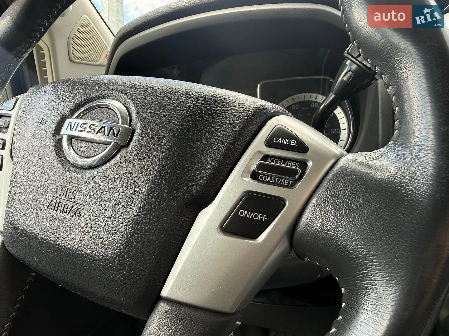2017 Nissan Titan - мініатюра 19