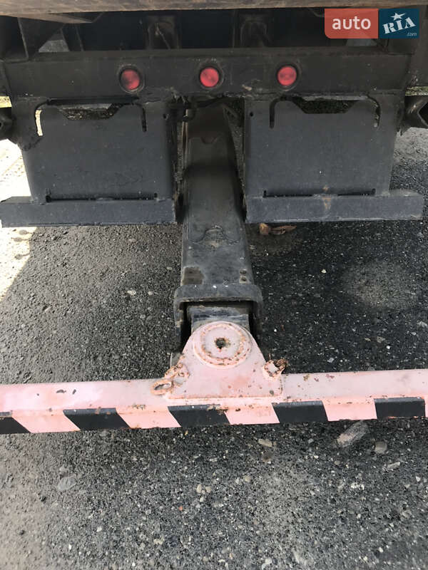 Автовоз Nissan UD 2005 в Коломиї