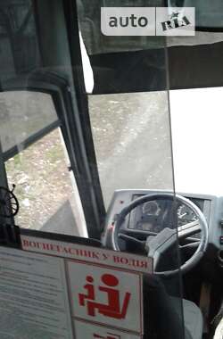 Туристический / Междугородний автобус Nissan Ugarte 2000 в Покровске