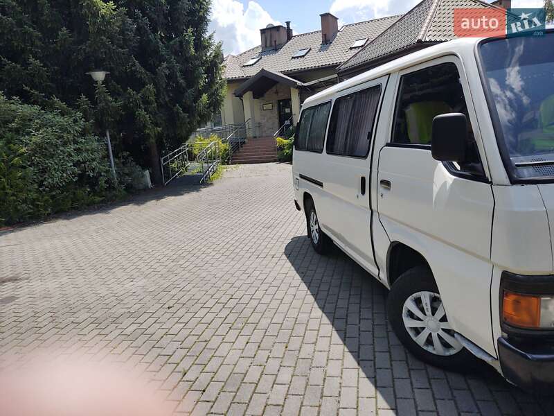 Минивэн Nissan Urvan 1994 в Николаеве фото 6 Минивэн Nissan Urvan 1994 в Николаеве