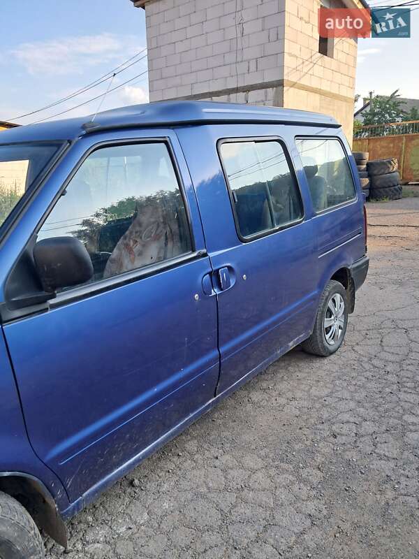 Минивэн Nissan Vanette 1999 в Ужгороде