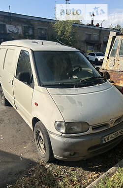 Вантажопасажирський фургон Nissan Vanette 1998 в Києві