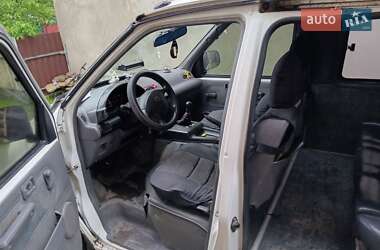 Минивэн Nissan Vanette 2000 в Черновцах