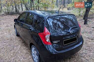 Хэтчбек Nissan Versa Note 2013 в Дымере