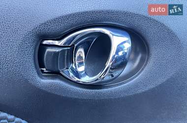 Хэтчбек Nissan Versa Note 2015 в Хмельницком