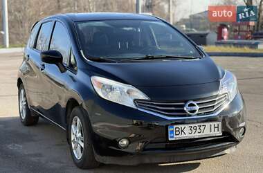 Хетчбек Nissan Versa Note 2015 в Дніпрі