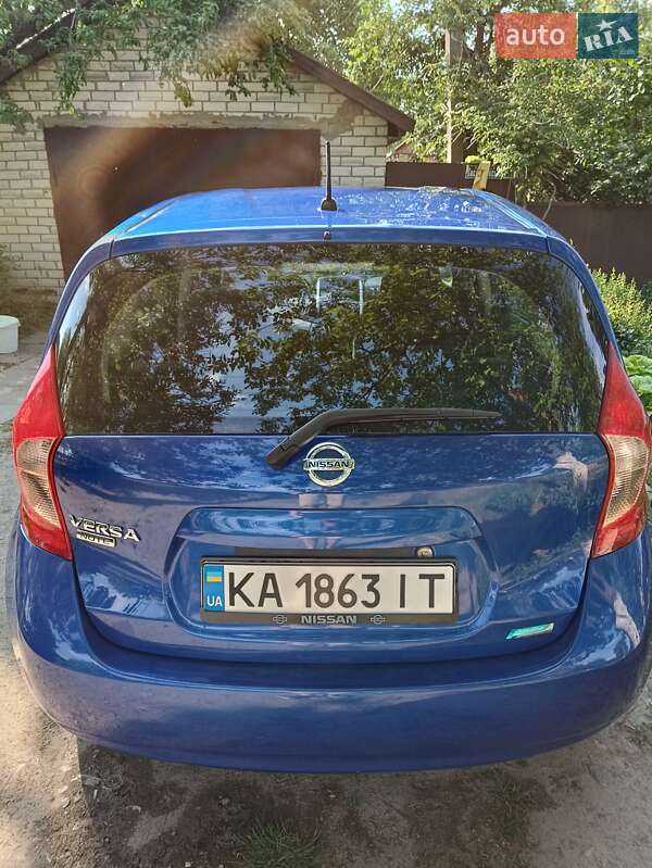 Хэтчбек Nissan Versa Note 2014 в Киеве