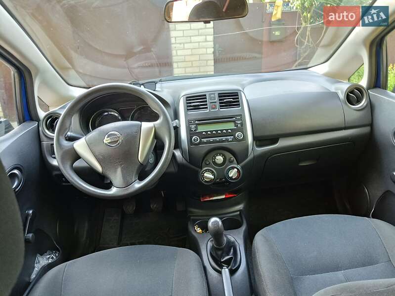 Хэтчбек Nissan Versa Note 2014 в Киеве