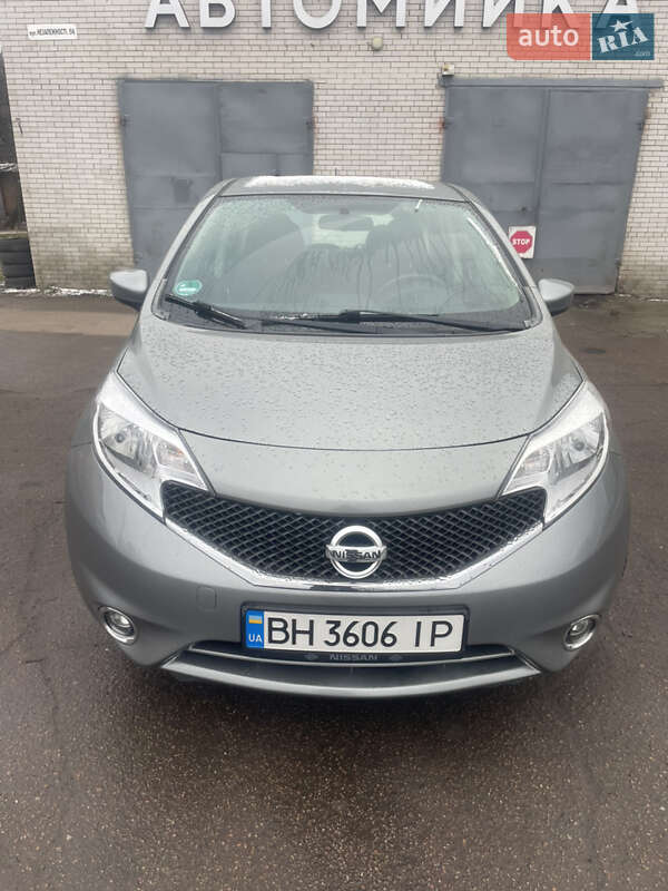 Хетчбек Nissan Versa Note 2014 в Ніжині