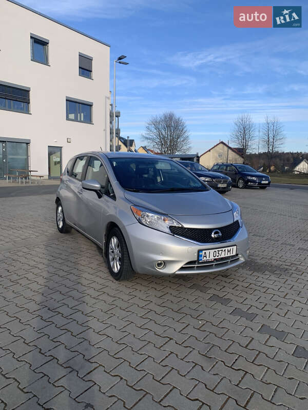 Хетчбек Nissan Versa Note 2015 в 