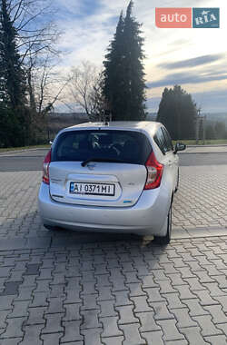 Хетчбек Nissan Versa Note 2015 в 