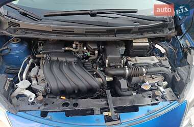 Хэтчбек Nissan Versa Note 2015 в 
