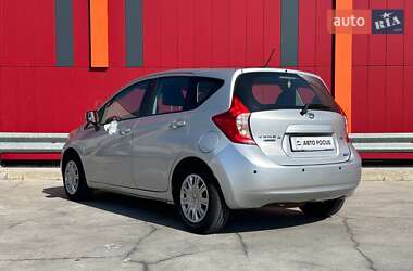Хэтчбек Nissan Versa Note 2015 в 