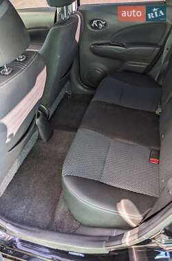 Хэтчбек Nissan Versa Note 2013 в Дымере
