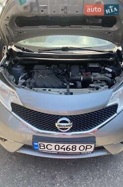 Хэтчбек Nissan Versa Note 2015 в 