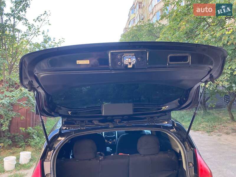 Хетчбек Nissan Versa Note 2017 в Полтаві фото 3 Хетчбек Nissan Versa Note 2017 в Полтаві