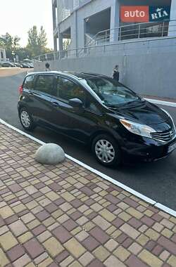 Хэтчбек Nissan Versa Note 2015 в 