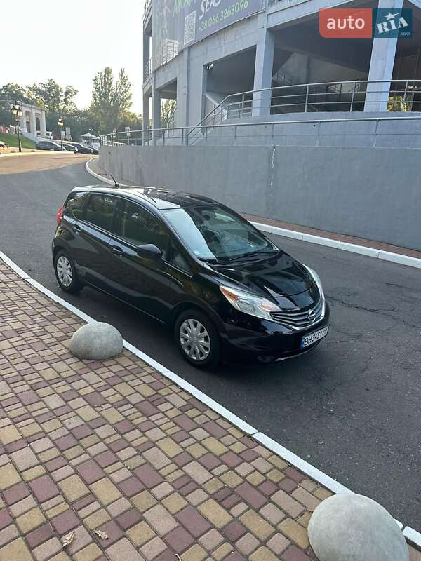 Хэтчбек Nissan Versa Note 2015 в 