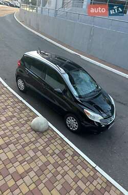 Хэтчбек Nissan Versa Note 2015 в 
