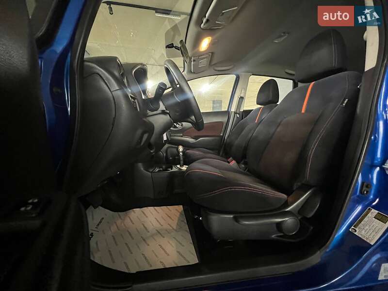 Хэтчбек Nissan Versa Note 2014 в Одессе